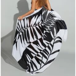 Paréo De Plage Imprimé Noir Et Blanc Sina