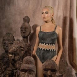 Maillot De Bain Une Pièce Body Noir Pugnace